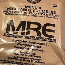 沖縄 米軍実物 MRE/SOPAKCO Meal Ready To Eat レーション MENU2 VEGETABLE CRUMBLES 2024/4 検品　(INV QR45)_画像2