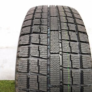 ★205/55R16,トーヨー GARIT G5!!【新品・未使用!!】冬用スタッドレスタイヤ!!☆ノア、ヴォクシー等に!!激安1本価格!!_AE93の画像1