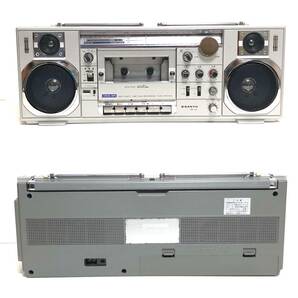 FP【現状販売品】SANYO サンヨー カセットレコーダー MR-V8 カセットレコーダー ラジカセ 昭和レトロ 難あり コレクションの画像2