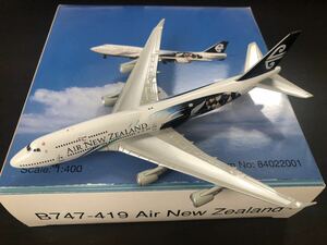 Tucano 1/400 B747-419 AIR NEW ZEALAND ALL BLACK ZV-NBW