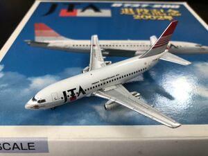 Gemini Jets 1/400 BOEING B737-200 JTA 退役記念2002年 JA8366 商標許可番号 YTA-01-008