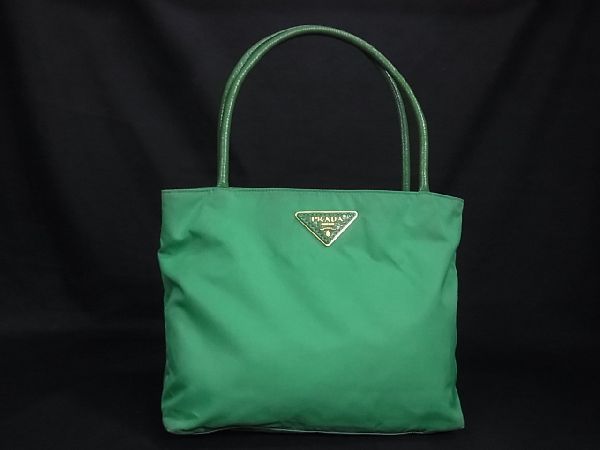 ヤフオク! -「プラダ グリーン バッグ」の落札相場・落札価格