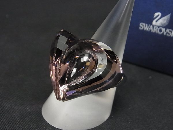 ヤフオク! -「スワロフスキー 指輪」の落札相場・落札価格
