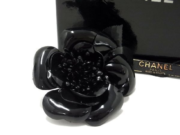 ヤフオク! -シャネル ブローチ(ブランドアクセサリー)の中古品・新品 ...