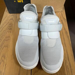 teva スニーカー　白　27cm 新品未使用品