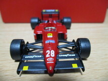 イクソ / ホットウィール 1/43 「 フェラーリ F1 87 」 #28 1987ｙ ゲルハルト・ベルガー ・送料 400円（レターパック発送） 難あり_画像5