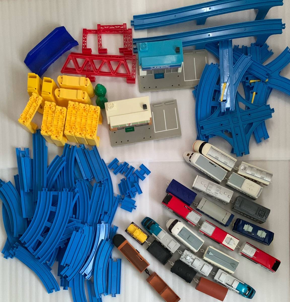 ヤフオク! - レール部品(プラレール おもちゃ、ゲーム)の中古品・新品 ...