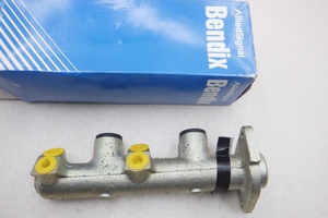Bendix master cylinder cylinder 131474B L613474-0200