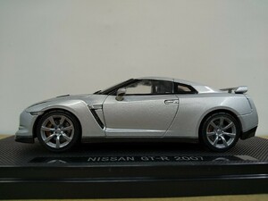 ■ EBBROエブロ『1/43 NISSAN GT-R 2007 ウルティメイトメタルシルバー 日産 モデルミニカー』