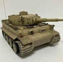 ☆完成品☆ ドラゴン 1/35 ドイツ 重戦車 タイガー Ⅰ 極初期生産型　アフリカ軍団　　　　ティーガー ティガー_画像4