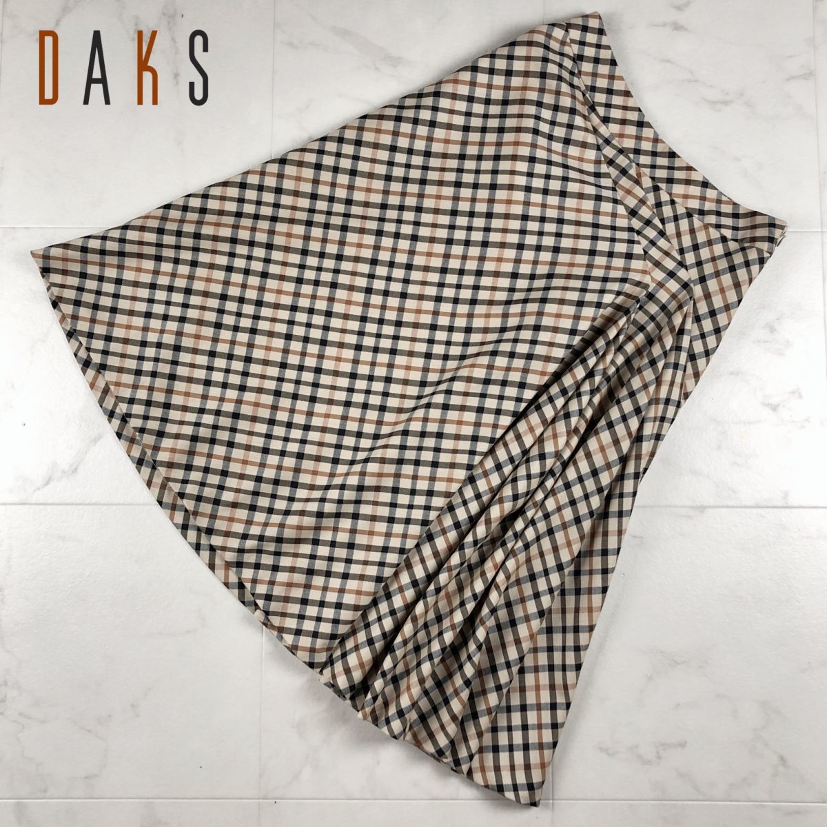 DAKS スカートの値段と価格推移は?|395件の売買情報を集計したDAKS ...