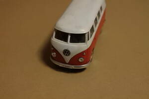 WELLY VW microbus pull-back car red / white 