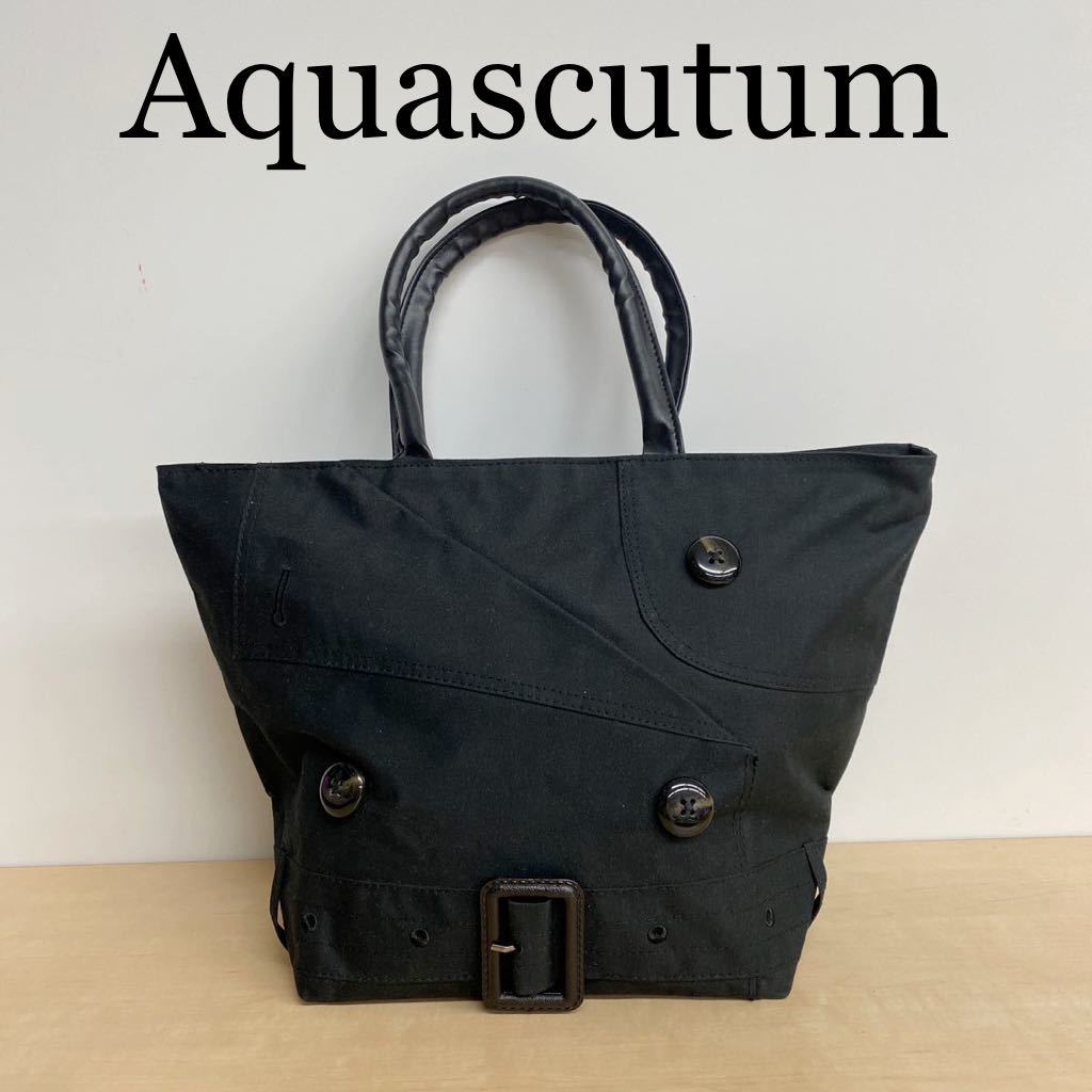 ホワイトブラウン アクアスキュータム Aquascutum OF LONDON