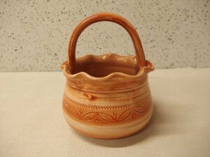 0230221w【イタリア製 陶器 バスケット】茶系/持ち手付/かご/籠/オブジェ/ハンドメイド？/フラワーベース/中古品