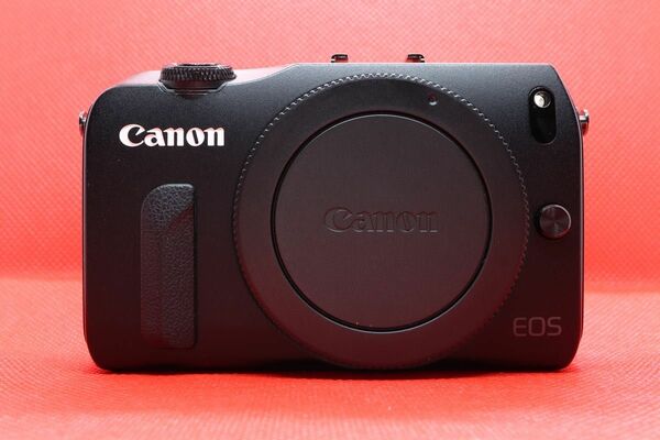 Canon EOS M