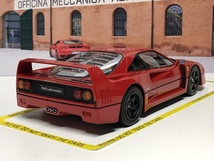 KK scale 1/18 Ferrari F40 Light weight レッド　ダイキャスト製　フェラーリ_画像2