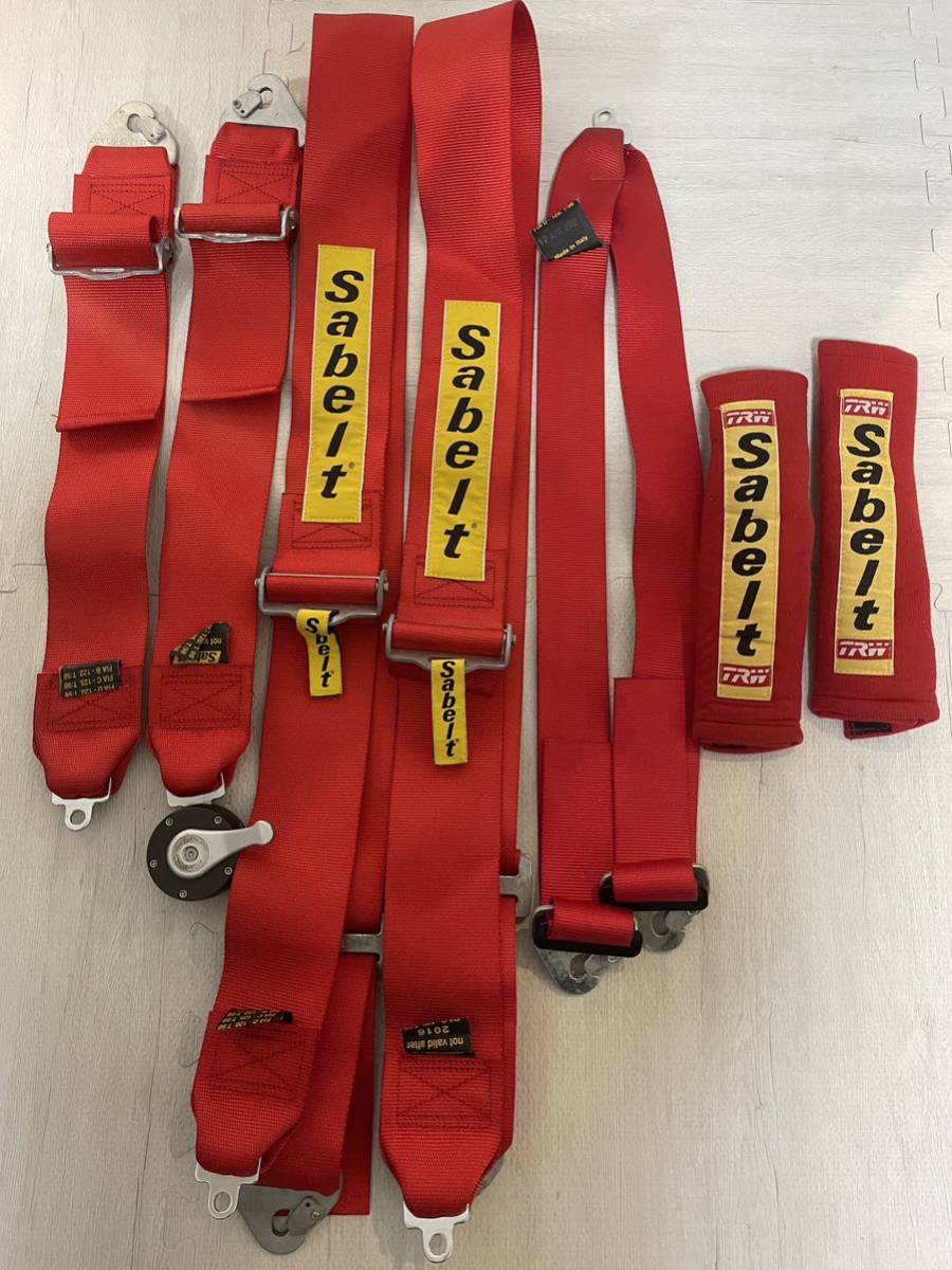 新品・未使用品】sabelt サベルト 6点式シートベルト 年末の