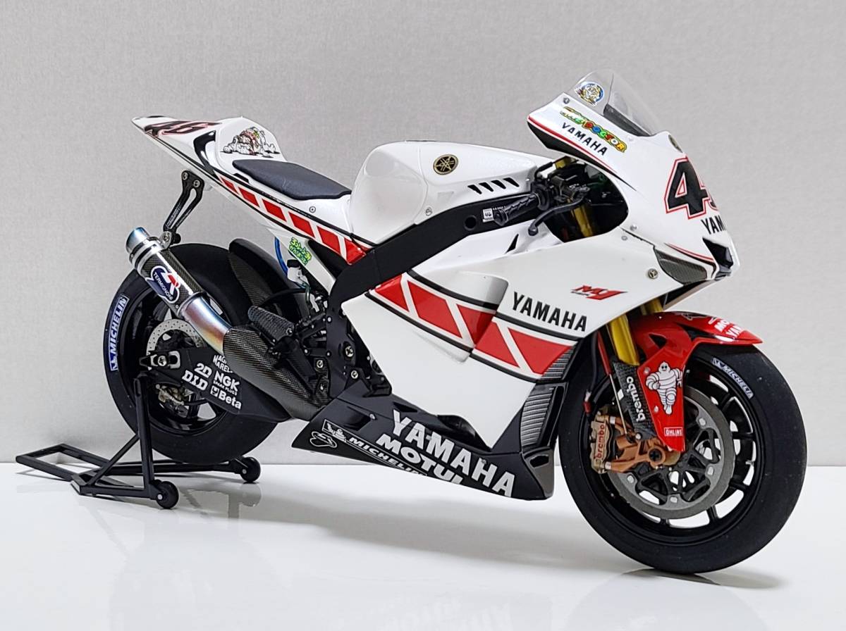 ヤフオク! -「yzr-m1 ロッシ」(プラモデル) の落札相場・落札価格