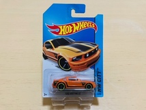 HOTWHEELS FORD MUSTANG GT フォード マスタング ジーティー 朱 黒 ホットウィール_画像1