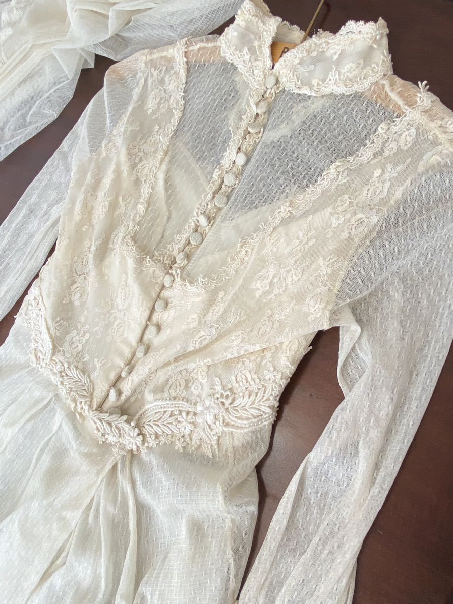 完成品 **フランス**ビスクドール**ブルーリボンの服を着た