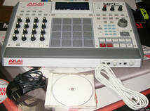 ★AKAI MPC RENAISSANCE MUSIC PRODUCTION CONTROLLER★OK!!★ソフトCD無し。_画像9