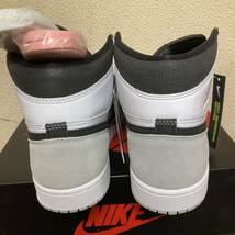 左27cm 右27.5cm 国内正規新品 NIKE AIR JORDAN 1 RETRO HIGH OG BLEACHED CORAL WHITE BLACK ジョーダン 白 黒 グレー 555088-108_画像3