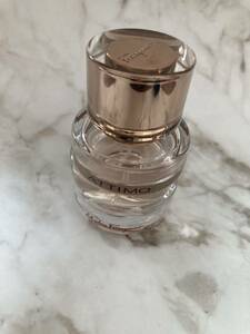 SALVATORE FERRAGAMO Salvatore Ferragamo atimo low frola- Leo -doto трещина 30ml духи осталось количество много 