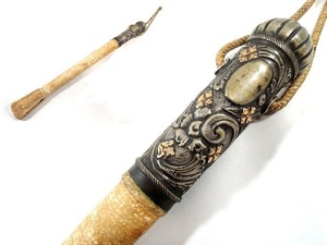  rare / flower . writing paint gold silver volume . hand ./ short ./ silver made / silver 800 stamp entering / length : approximately 43cm/ armor / harness / finger . stick / horse ./ old ../ antique / old fine art / work of art 