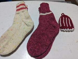  free shipping * hand made hand-knitted. socks 2 pairs set * hand-knitted. acrylic fiber tawashi 1 piece extra attaching 