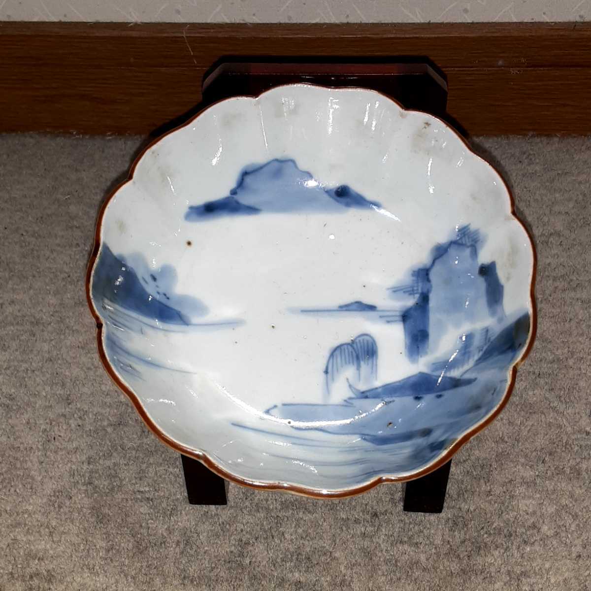 柿右衛門 江戸時代の値段と価格推移は?|20件の売買データから柿右