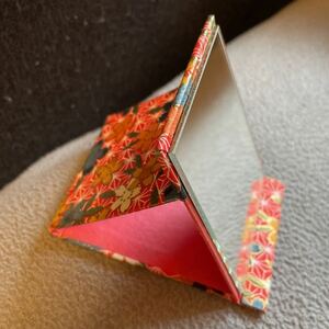  compact hand-mirror folding mirror independent type desk Japanese paper floral print Japan ... folding in half mirror Kyoto . buy compact . storage capital ... Kyoto earth production 