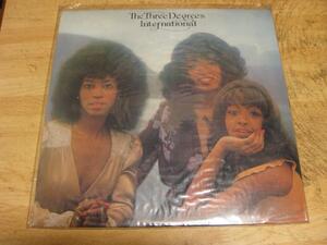 2298【LPレコード】THE THREE DEGREES　ポスター付き