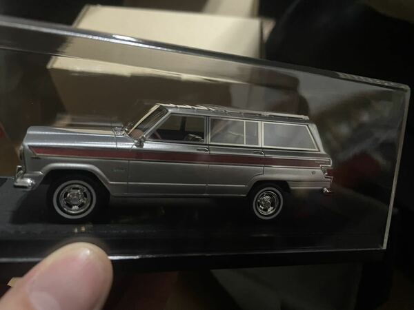 Top Marques 1/43 Jeep Grand Wagoneer 限定500台 ジープ グランドワゴニア　銀色　ハンターシルバー