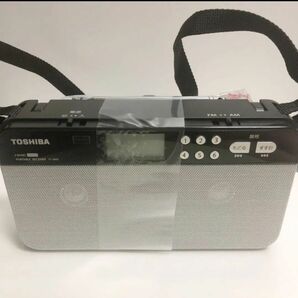 TOSHIBA ポータブルラジオ　美品　 東芝　