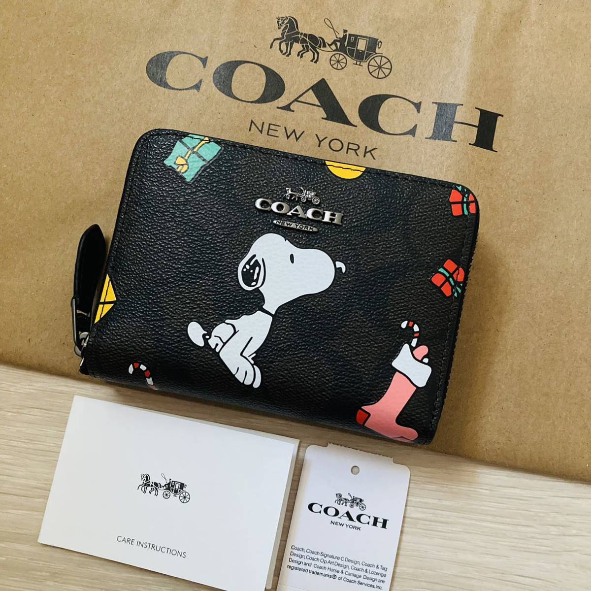 PayPayフリマ|COACH コーチxキースヘリング限定コラボ F11945 二 ...