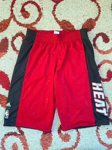 28 Adidas adidas men's basket pants L size 