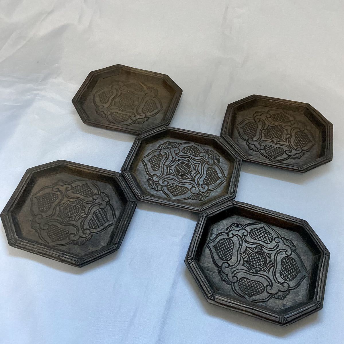 ヤフオク! -「アイヌ木彫り 盆」の落札相場・落札価格
