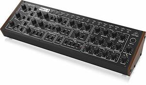  Behringer analogue synthesizer PRO-1