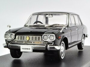 ベルテンポ CAM 1/43 ニッサン セドリック カスタム6 1966 ロイヤルブラッ