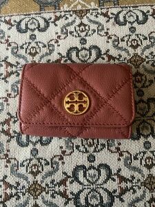 新品未使用Tory Burch Willa 名刺入れ　カードケース　小銭入れ　本革　レザー