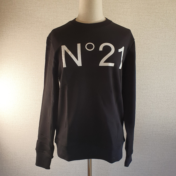 【新品・未使用】N°21 KIDS ロゴ スウェットシャツ ブラック 14Yサイズ N21588N0154