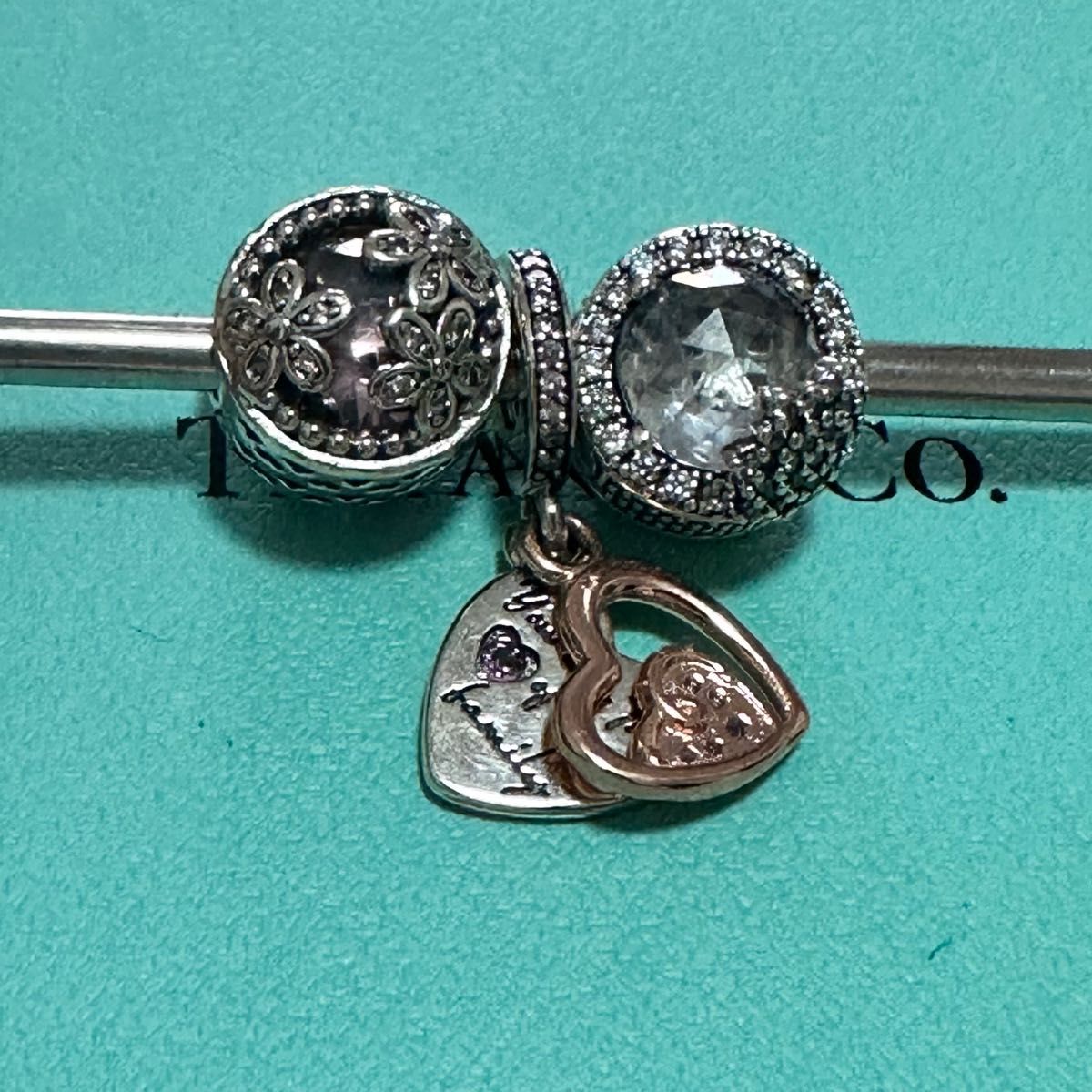 定番の中古商品 チャーム PANDORA 【新品】PANDORA ディズニー