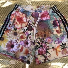 【送料無料】adidas originals farm 人気 花柄 ショートパンツ M~L