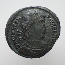 【古代ローマコイン】Constantius II（コンスタンティウス2世）クリーニング済 ブロンズコイン 銅貨(dnMtu3dY4D)_画像1