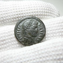 【古代ローマコイン】Constantine I（コンスタンティヌス1世）クリーニング済 ブロンズコイン 銅貨(hwUBGe8hFp)_画像3