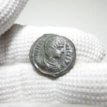 【古代ローマコイン】Helena（ヘレナ）クリーニング済 ブロンズコイン 銅貨(6wxJ5LbCz4)_画像4