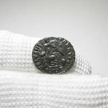 【古代ローマコイン】Constantius II（コンスタンティウス2世）クリーニング済 ブロンズコイン 銅貨(McbYMXwAha)_画像6