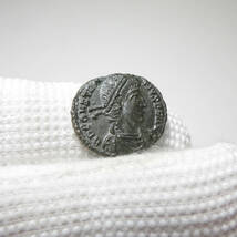 【古代ローマコイン】Constantius II（コンスタンティウス2世）クリーニング済 ブロンズコイン 銅貨(McbYMXwAha)_画像5