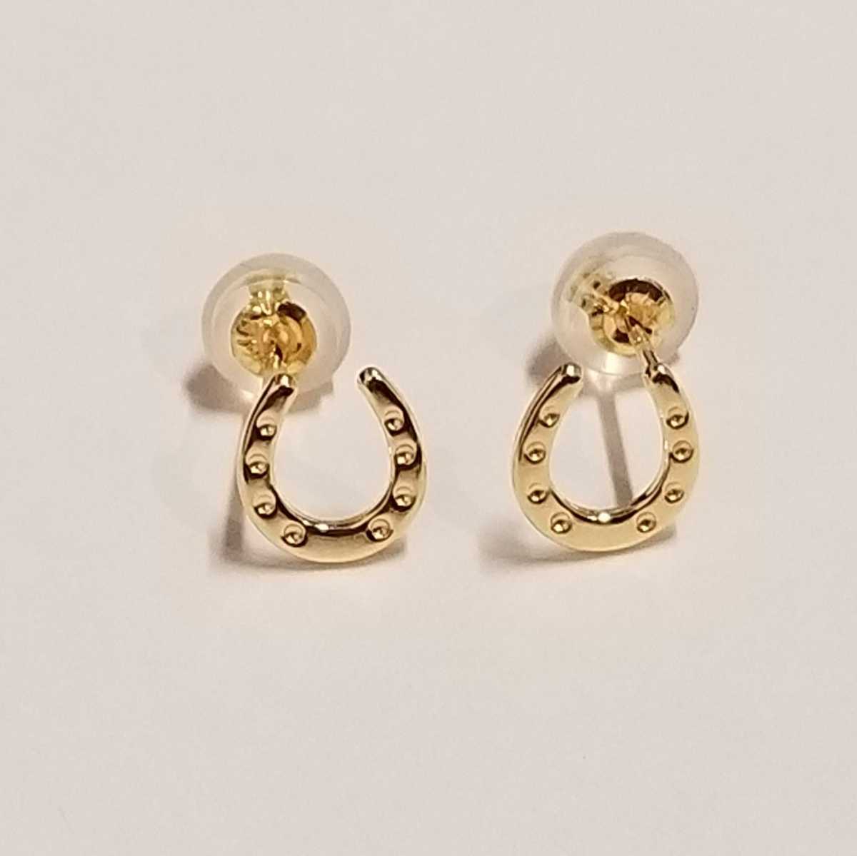 新品 K18馬蹄ピアス ラッキーアイテム|PayPayフリマ