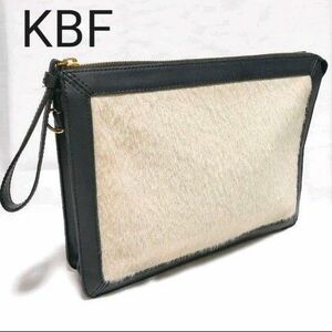 【美品】KBF ファー リバーシブル クラッチバッグ ブラック × オフホワイト